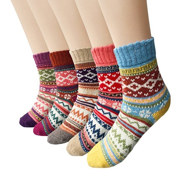 Accessories - 5 Pairs a set Womens Winter Knit Crew Socks